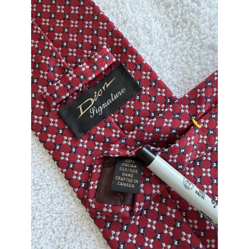 Dion Signature Floral Micro Woven Motif Jacquard	100% Silk	Tie Necktie Canada
